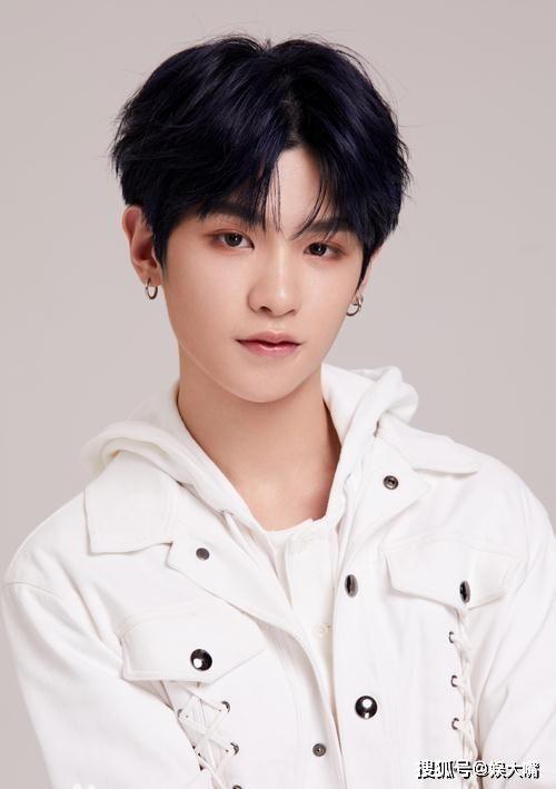 爆料黄明昊真实人品视频